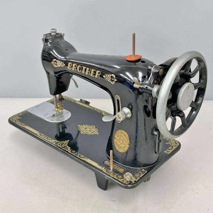 足踏み式ミシン ブラザー工業 Brother |  | 01