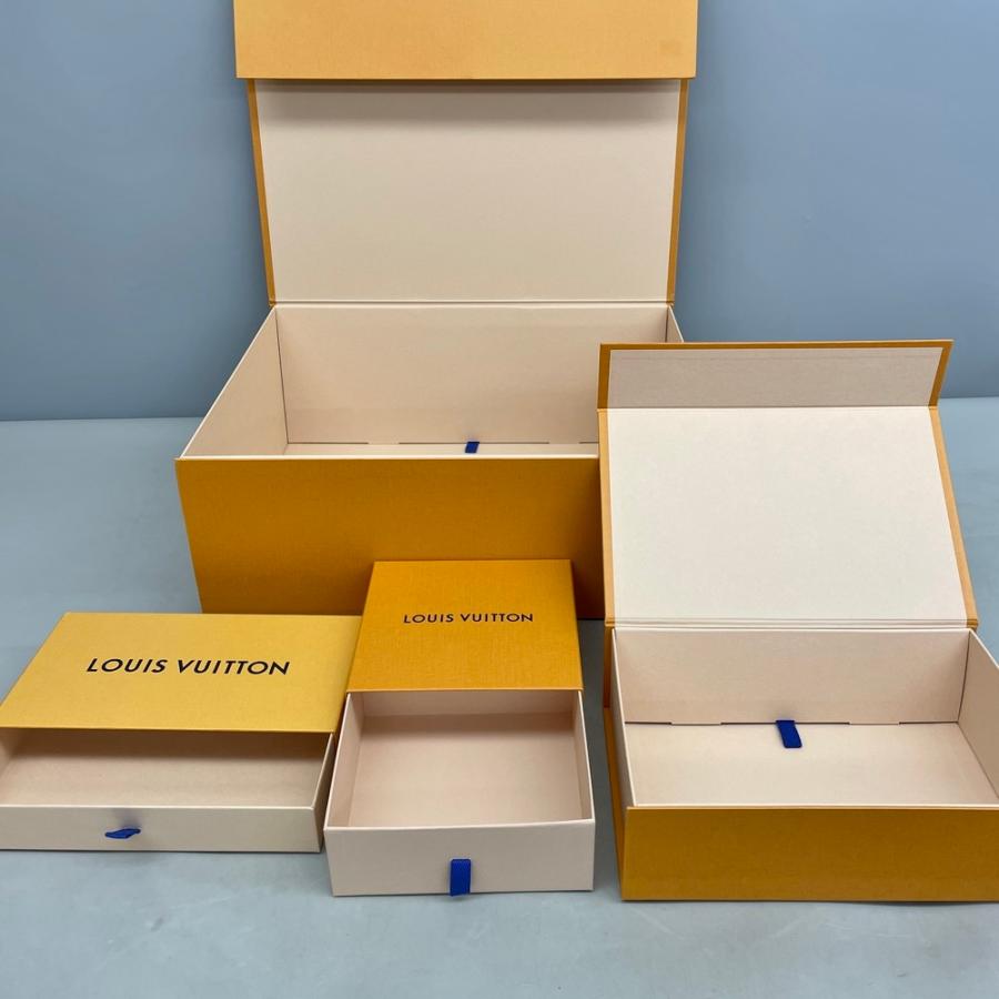 Burberry HERMES LOUIS VUITTON 空箱 4点まとめ売り LOUIS VUITTON