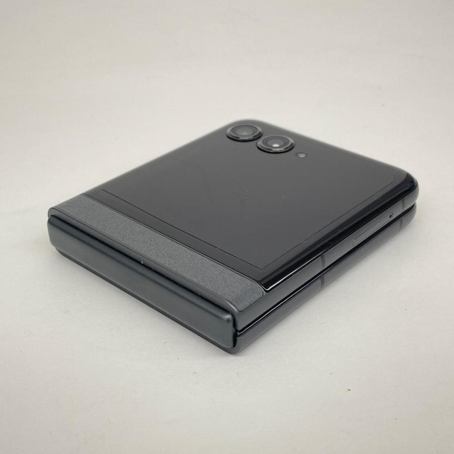 モトローラ MOTOROLA 折りたたみスマホ razr 50 6.9インチ 512GB SIMフリー コアラグレー XT-2453-9 モトローラ MOTOROLA 折りたたみスマホ razr 50 6.9インチ 512GB SIM