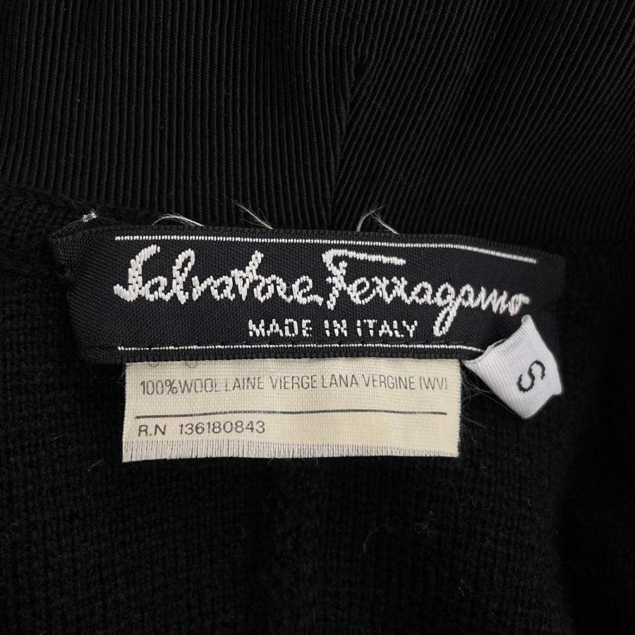 サルヴァトーレフェラガモ Salvatore Ferragamo ニットコート ガンチーニ イタリー製 |  | 02