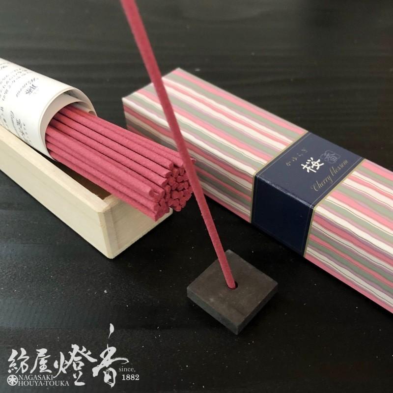 お香/室内香『かゆらぎ【桜(さくら)】スティックタイプ40本入』日本香堂 :000000000710:紡屋燈香 HouyaTohka - 通販 - Yahoo!ショッピング お香/室内香『かゆらぎ【桜(さくら)】スティックタイプ40本入』日本香堂 :000000000710:紡屋燈香 HouyaTohka - 通販 - Yahoo!ショッピング