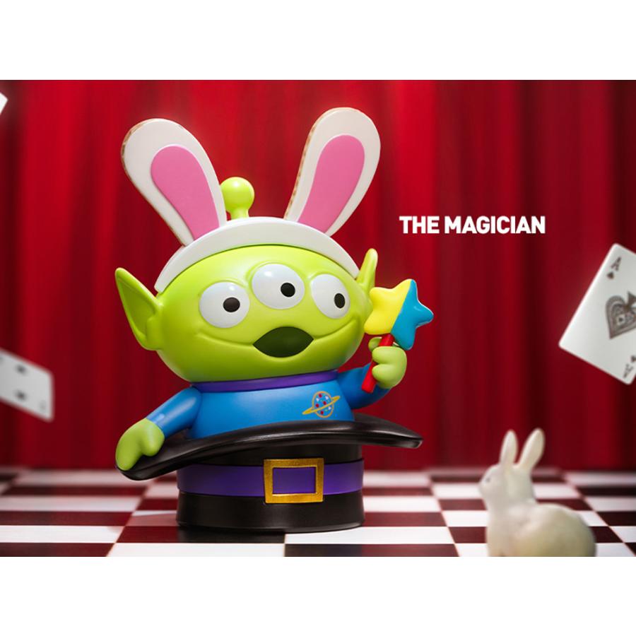 POP MART POPMART Disney/Pixar Alien-Immersive Experience