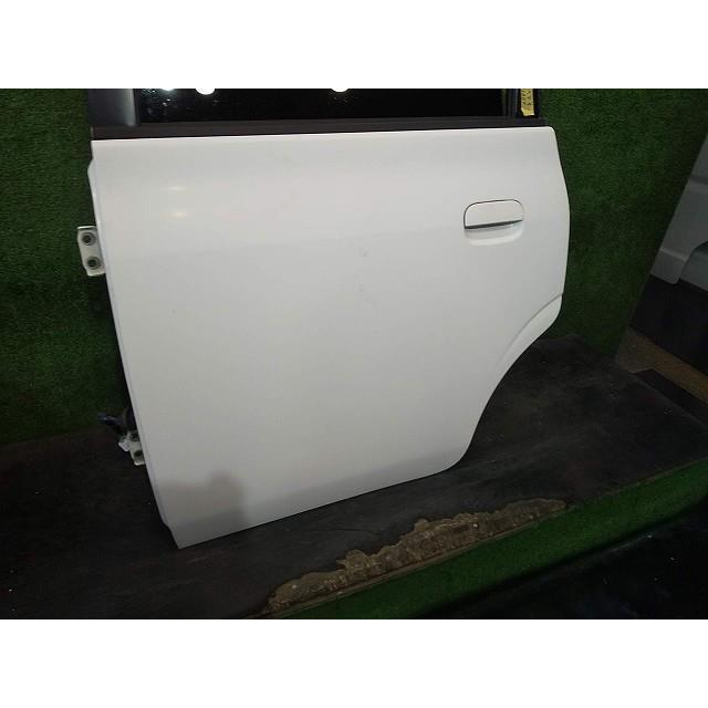 ダイハツ タント L350S (W09) リア ドア 左 68890 : 原木オートパーツ 
