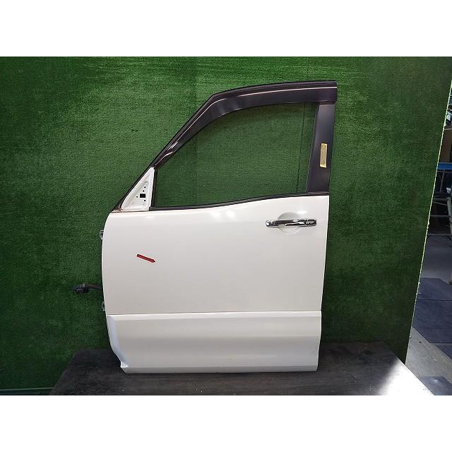 セレナ DBA-FC26 左フロントドア QAB 60840 : 原木リサイクルパーツ