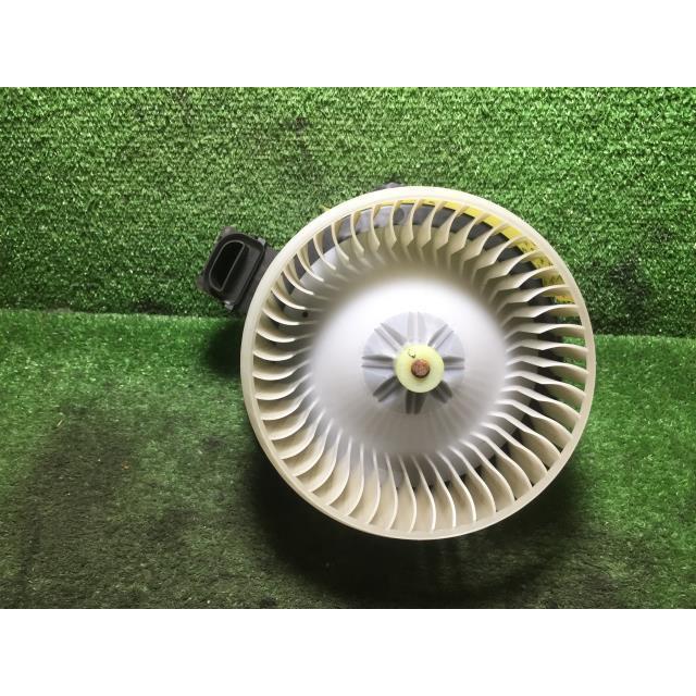 シビック DBA-FD2 ヒーターブロアモーター NH704MV 69456 : 原木