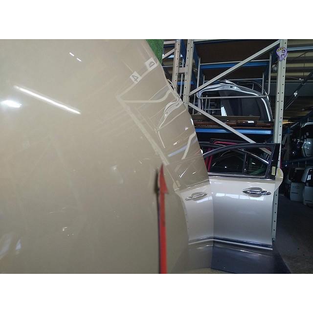 レクサス（LEXUS） LS DBA-USF40 右フロントドア 4T1 69506 : 原木