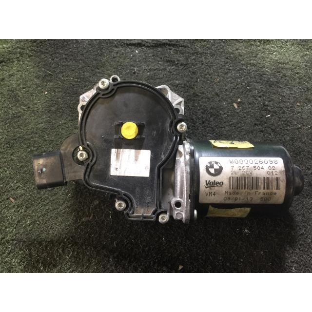 BMW 1シリーズ DBA-1A16 フロントワイパーモーター 300 70437 