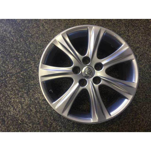 クラウンマジェスタ DBA-URS206 アルミ ホイール 17×7.5J 1本 73155