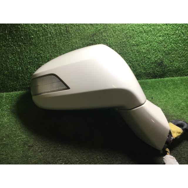 フリード DBA-GB3 右サイドミラー ドアミラー NH624P 73739 : 原木 