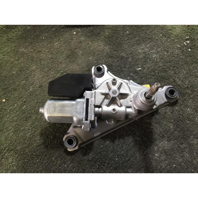 ヴォクシー DBA-ZRR75W リアワイパーモーター070 74282 : 原木