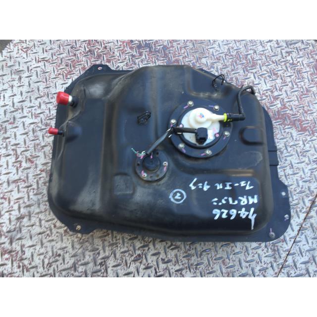 MRワゴン DBA-MF33S フューエルタンク ZSF 74626 : 原木リサイクル