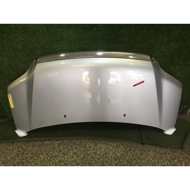 NOAH ノア DBA-AZR60G ボンネットフード 1D4 75750 : 原木リサイクル