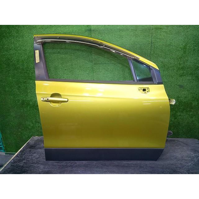 SX4 S-CROSS SX4 DBA-YB22S 右フロントドア ZUS 75804 : 原木