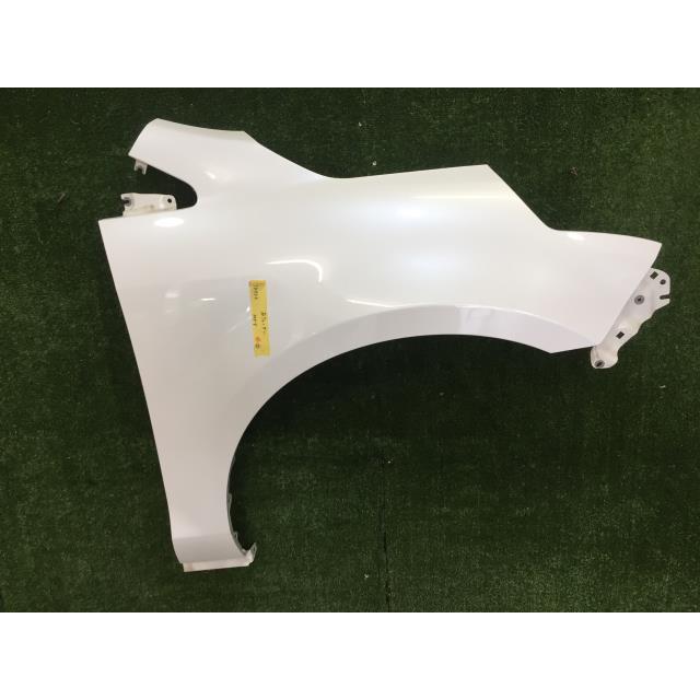 右フェンダーパネル MPV DBA-LY3P 右フロントフェンダーパネル 25D 75932 : 原木