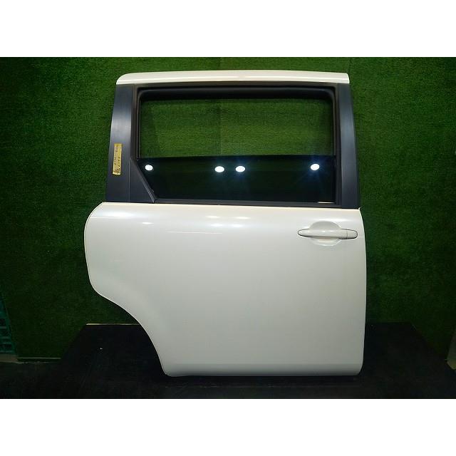 シエンタ(車) シエンタ DBA-NCP81G 右リアドア 064 76344 : 原木