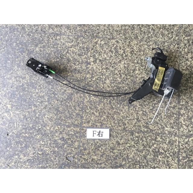 アルテッツァ GH-SXE10 右Fドアロック アクチュエータ 062 77879