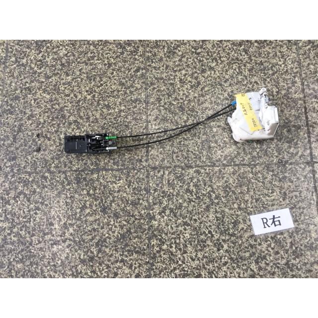 ラパン DBA-HE22S 右Rドアロック アクチュエータ ZGF 78220 : 原木