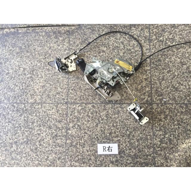 アイシス DBA-ZGM10G 右Rドアロック アクチュエータ 070 79161 : 原木