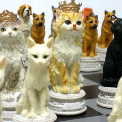 送料無料！※犬軍団vs猫軍団【犬猫総勢32匹が揃い踏み】 犬猫のチェス