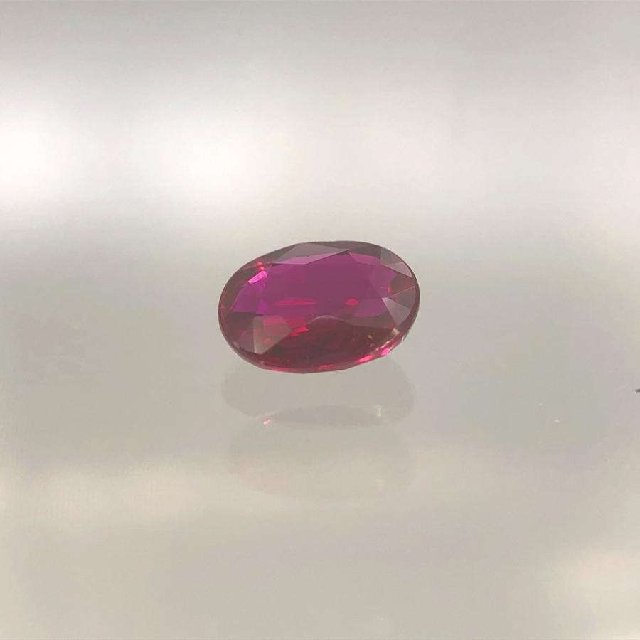送料無料]天然ルビー ルース オーバルミックスカット 0.45ct