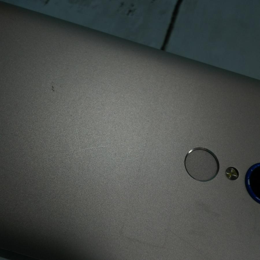 ZTE Blade V580 シルバー 本体 白ロム SIMロック解除済み SIM