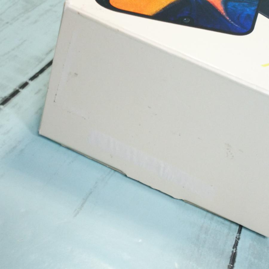 au Galaxy A30 SCV43 ブラック 本体 白ロム SIMロック解除済み au Galaxy A30 SCV43 ブラック 本体 白ロム SIMロック解除済み