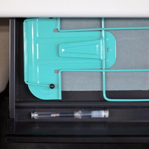 ブックスタンド メタルブックレスト 本立て レシピスタンド 離乳食 卓上 書見台 ブックホルダー ブックストッパー 譜面台 教科書 コンパクト 折り畳み キッチン | HIGHTIDE | 19