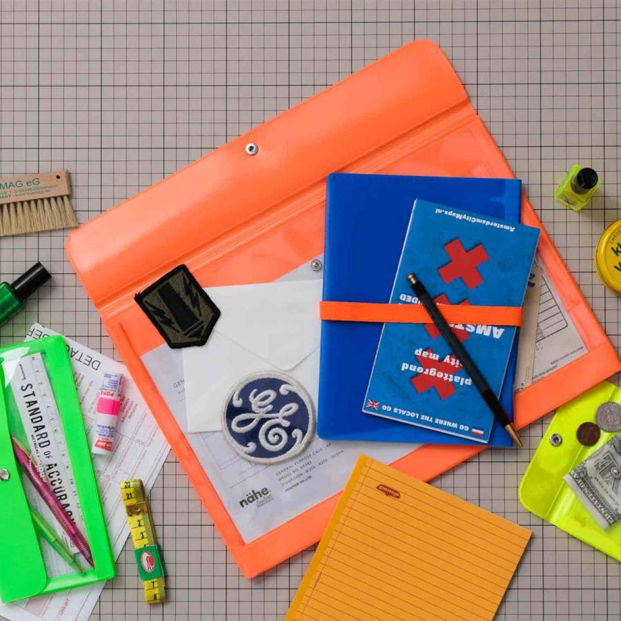 ポーチ nahe ジェネラルパーパスケース ネオン A4 書類入れ ファイル アクスタ 透明 クリア | HIGHTIDE | 07