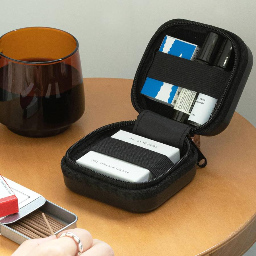 ガジェットケース nahe ネーエ ハードシェルケース ハードケース ケーブル 収納 アダプタ ケース イヤホン 充電器 | nahe | 22