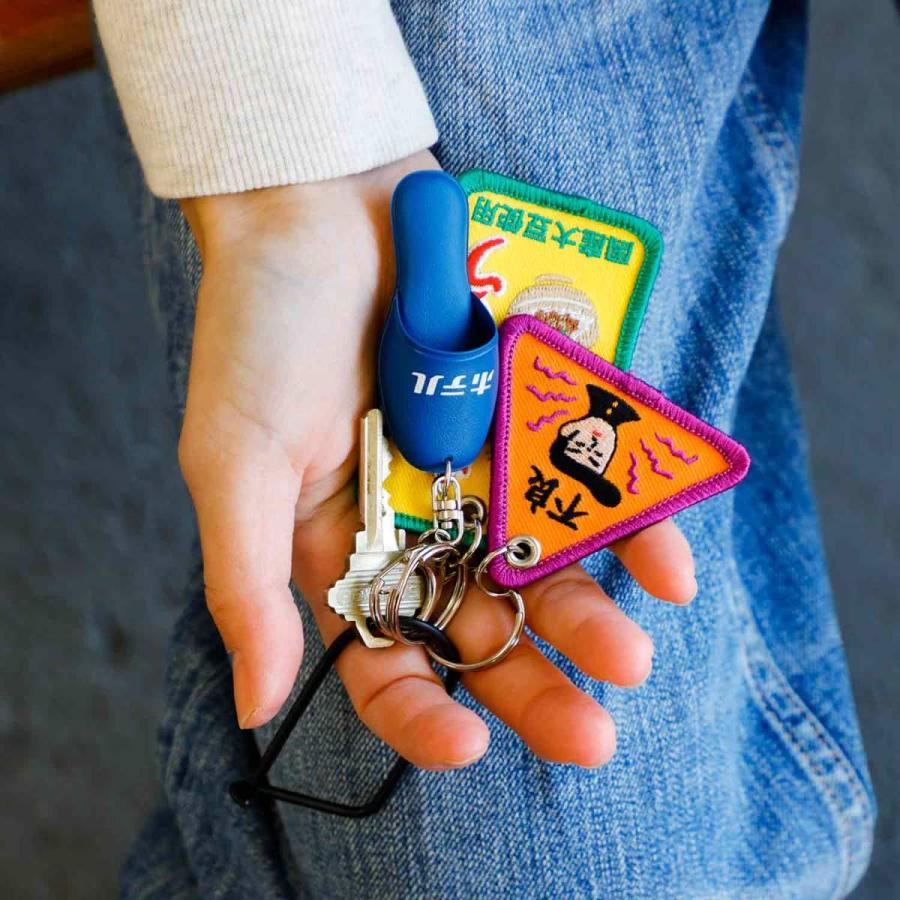 ベントレーキーホルダーとフェラーリ風呂敷のセット ベントレーキーホルダーとフェラーリ風呂敷のセット ニュー