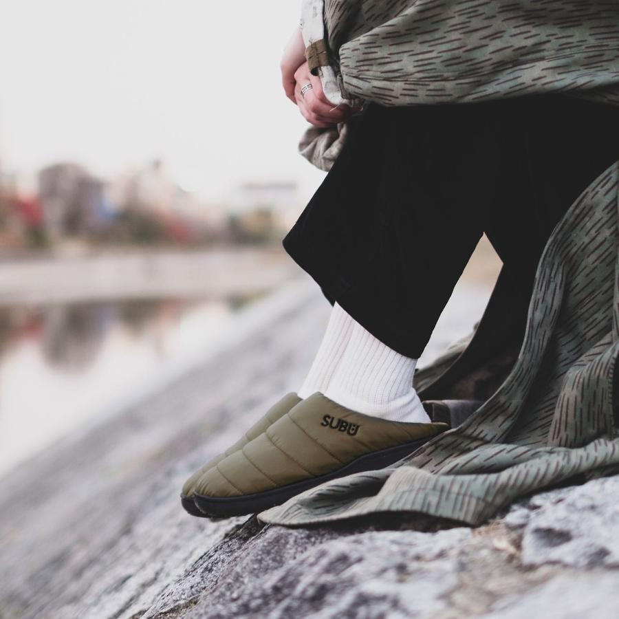 【正規販売店】SUBU サンダル スブ 冬用サンダル キャンプ アウトドア ルームシューズ スリッパ メンズ レディース 2025 おしゃれ 起毛 ギフト クロッグサンダル |  | 45