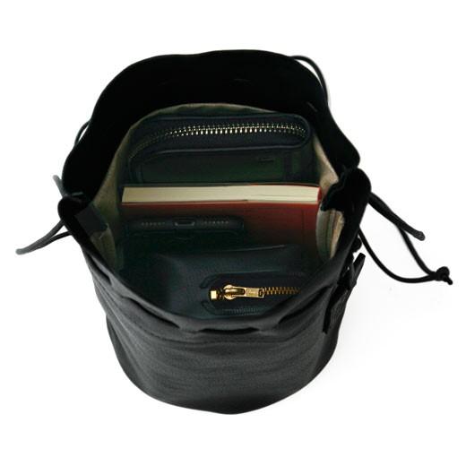 REN ショルダーバッグ スティル・キャニスターボトル レン 巾着