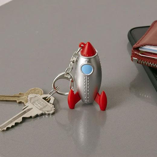 Kikkerland キッカーランド Rocket Keychain ロケットキーチェーン | DETAIL