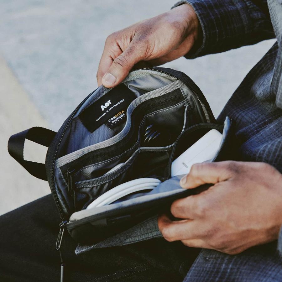 Aer エアー Slim Pouch スリムポーチ バッグ ポーチ ブラック メンズ バッグ ガジェット 収納ポーチ トラベルポーチ 旅行ポーチ 小物ポーチ Hd3793 Hightide Online ハイタイド 通販 Yahoo ショッピング