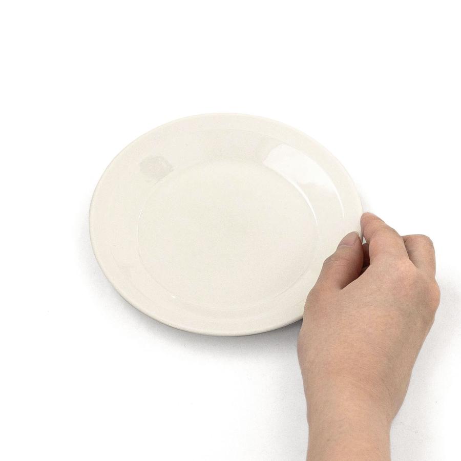 イイホシユミコ yumiko iihoshi porcelain × 木村硝子店 dishes plate 140 ディシィーズ 磁器 菓子皿 薬味皿 小皿 ソーサー ギフト | 木村硝子店(日用品) | 10