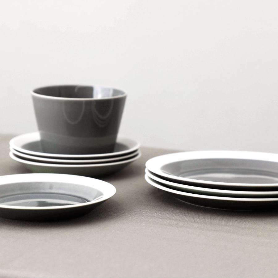 イイホシユミコ yumiko iihoshi porcelain × 木村硝子店 dishes plate 140 ディシィーズ 磁器 菓子皿 薬味皿 小皿 ソーサー ギフト | 木村硝子店(日用品) | 20