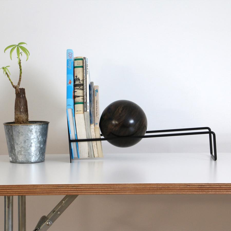 Slope Book End スロープブックエンド ブックエンド 本立て ブック スタンド アイアン 鉄 オブジェ レコード立て 新生活 | DETAIL | 07