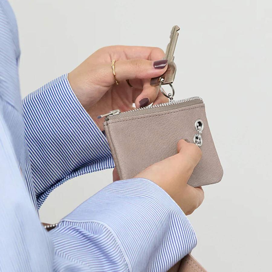 ミニポーチ REN クラマエポーチ ピッグスキン・ハリー 定期入れ カード コイン 小銭入れ 財布 鍵 キーチェーン パスケース ギフト | REN | 19