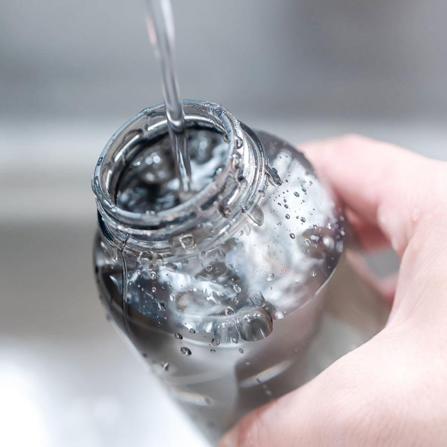 水筒 KINTO キントー ウォーターボトル 950ml タンブラー 大容量 持ち運び 蓋付き こぼれない 軽量 軽い マグボトル 取っ手 透明 食洗機対応 シンプル おしゃれ |  | 17