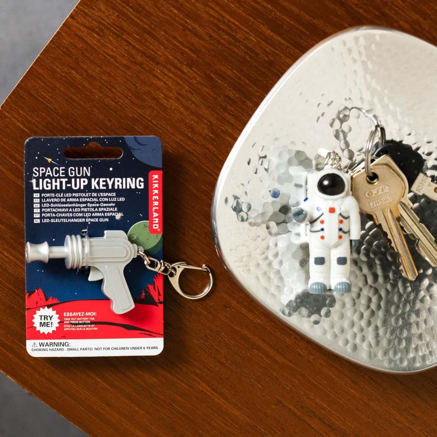 キーホルダー 光る KIKKERLAND キッカーランド Noisy Key Light Space gun ノイジーキーライト スペースガン キーリング ライト付 宇宙銃 | KIKKERLAND | 06