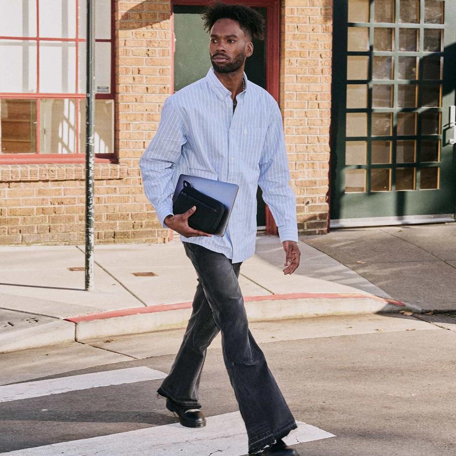 ガジェットポーチ Aer エアー Slim Pouch 2 スリムポーチ2 トラベルポーチ ポーチ ブラック 旅行ポーチ ケーブル収納 マチあり 小さい 仕分け ポケット 父の日 | Aer | 17