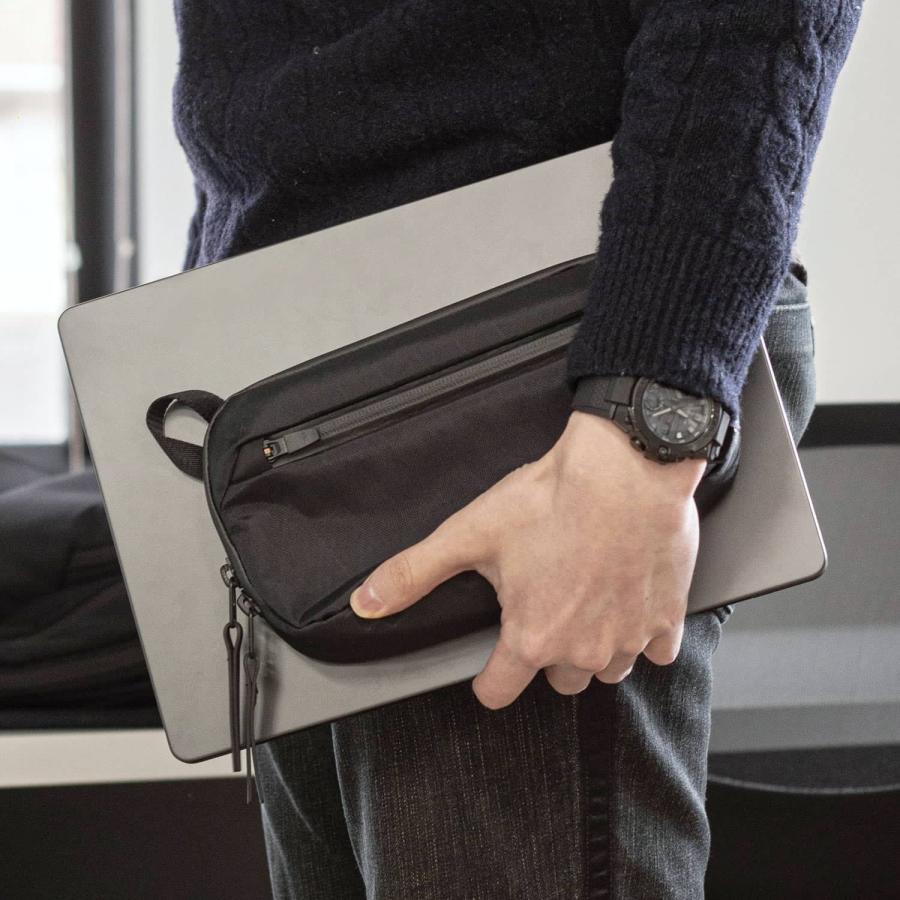 ガジェットポーチ Aer エアー Slim Pouch 2 スリムポーチ2 トラベルポーチ ポーチ ブラック 旅行ポーチ ケーブル収納 マチあり 小さい 仕分け ポケット 父の日 | Aer | 19