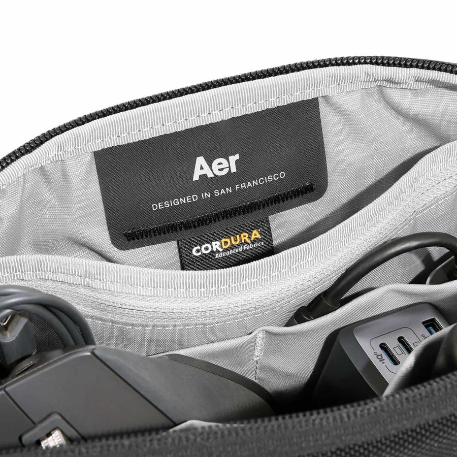 ガジェットポーチ Aer エアー Slim Pouch 2 スリムポーチ2 トラベルポーチ ポーチ ブラック 旅行ポーチ ケーブル収納 マチあり 小さい 仕分け ポケット 父の日 | Aer | 09