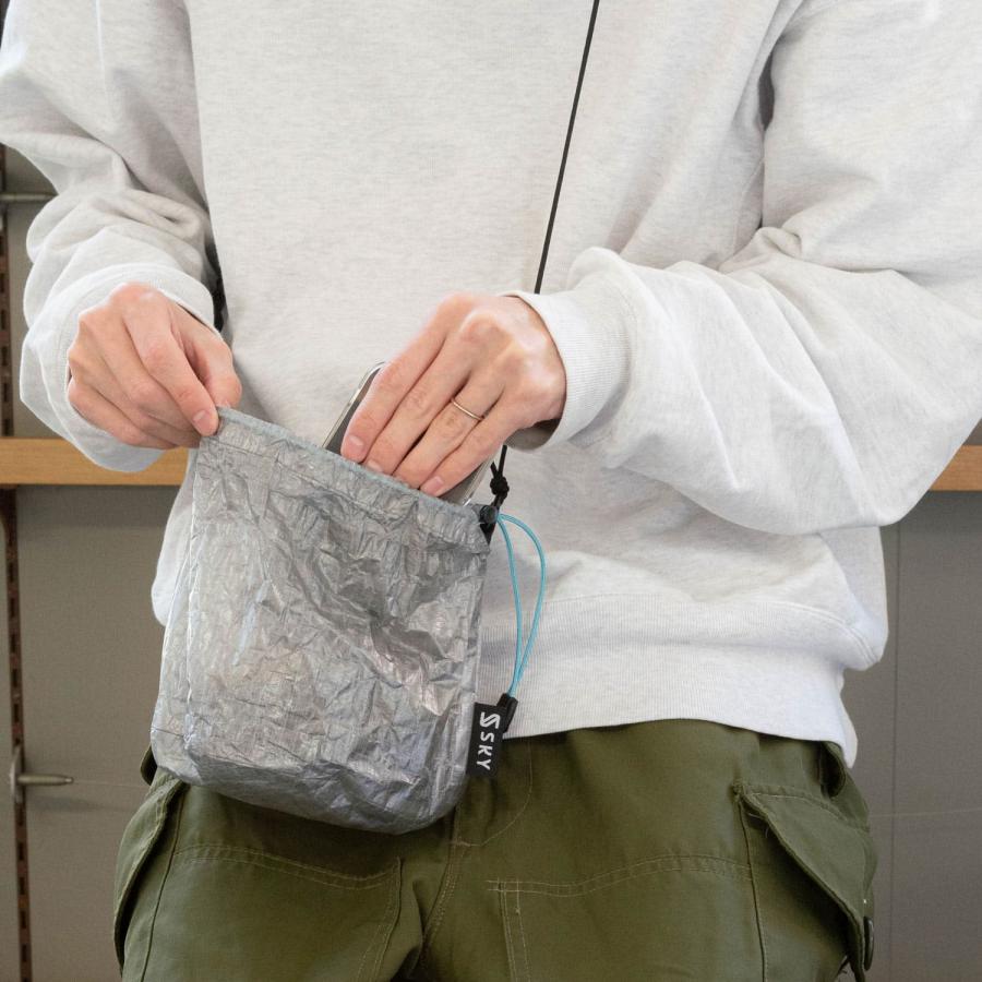 SKY DropBag with Dyneema(R) スカイドロップバッグ ダイニーマ(R) 別注 巾着バッグ 巾着 ポーチ ショルダー 肩掛けカバン ポシェット ナイロン サコッシュ |  | 16