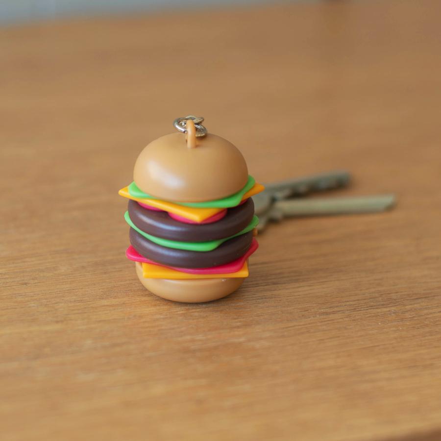 キーホルダー ハンバーガー 音が鳴る KIKKERLAND キッカーランド Burger Keyring バーガーキーリング | KIKKERLAND