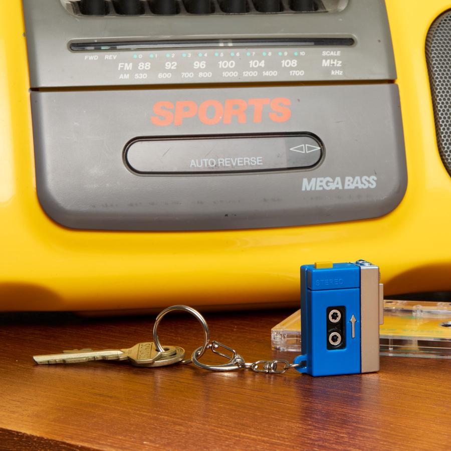 キーホルダー / KIKKERLAND キッカーランド  Tape Player LED Keychain テープ プレイヤー LED キーチェーン / 光る / 音が鳴る | KIKKERLAND | 09
