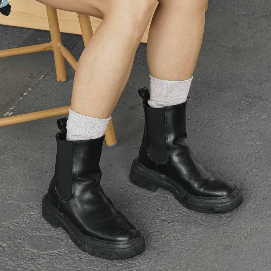 足袋ソックス 22.0-24.5cm 靴下 日本製 メリノウールソックス M レディース ソックス 女性 おしゃれ 無地 シンプル 防臭 あたたかい 暖かい カジュアル 黒 | HIGHTIDE | 25