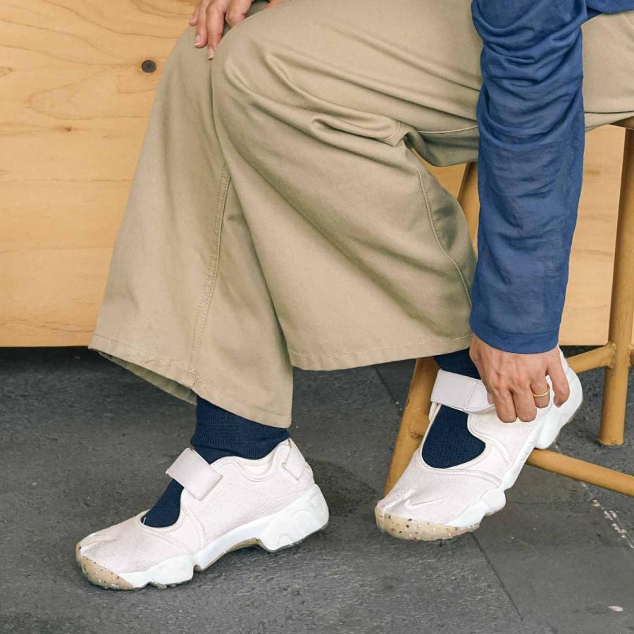 足袋ソックス 22.0-24.5cm 靴下 日本製 メリノウールソックス M レディース ソックス 女性 おしゃれ 無地 シンプル 防臭 あたたかい 暖かい カジュアル 黒 | HIGHTIDE | 13