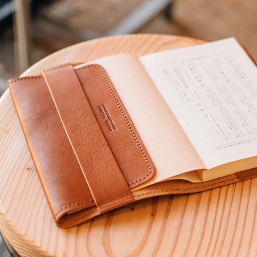 文庫本ブックカバー Duram ドゥラム 14009 革 本革 レザー 文庫サイズ 調節 調整 手帳カバー 日本製 おしゃれ ギフト プレゼント | DURAM FACTORY | 17