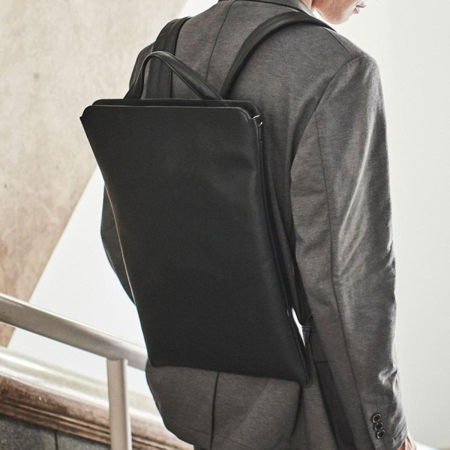 メンズ リュック TRION トライオン マチなしバックパック B4 レザー 本革 ビジネス 通勤 スリム 薄い B4対応 16インチPC対応 レディース | HIGHTIDE | 14